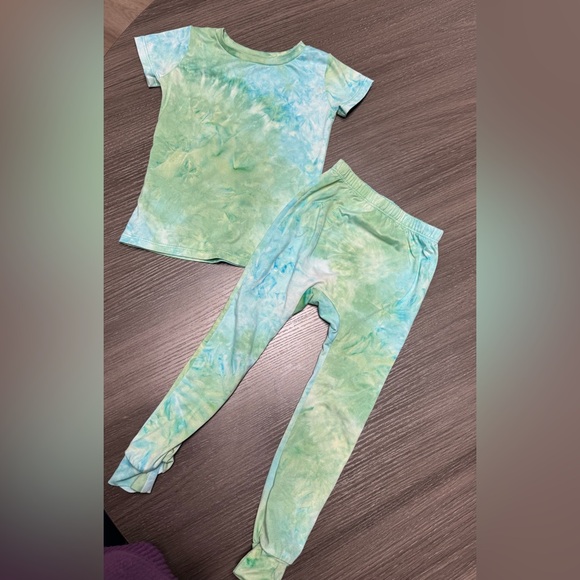 Cozys Blue/Green Watercolor 2 piece Toddler Pajamas, Size 18-24 months - Picture 1 of 3